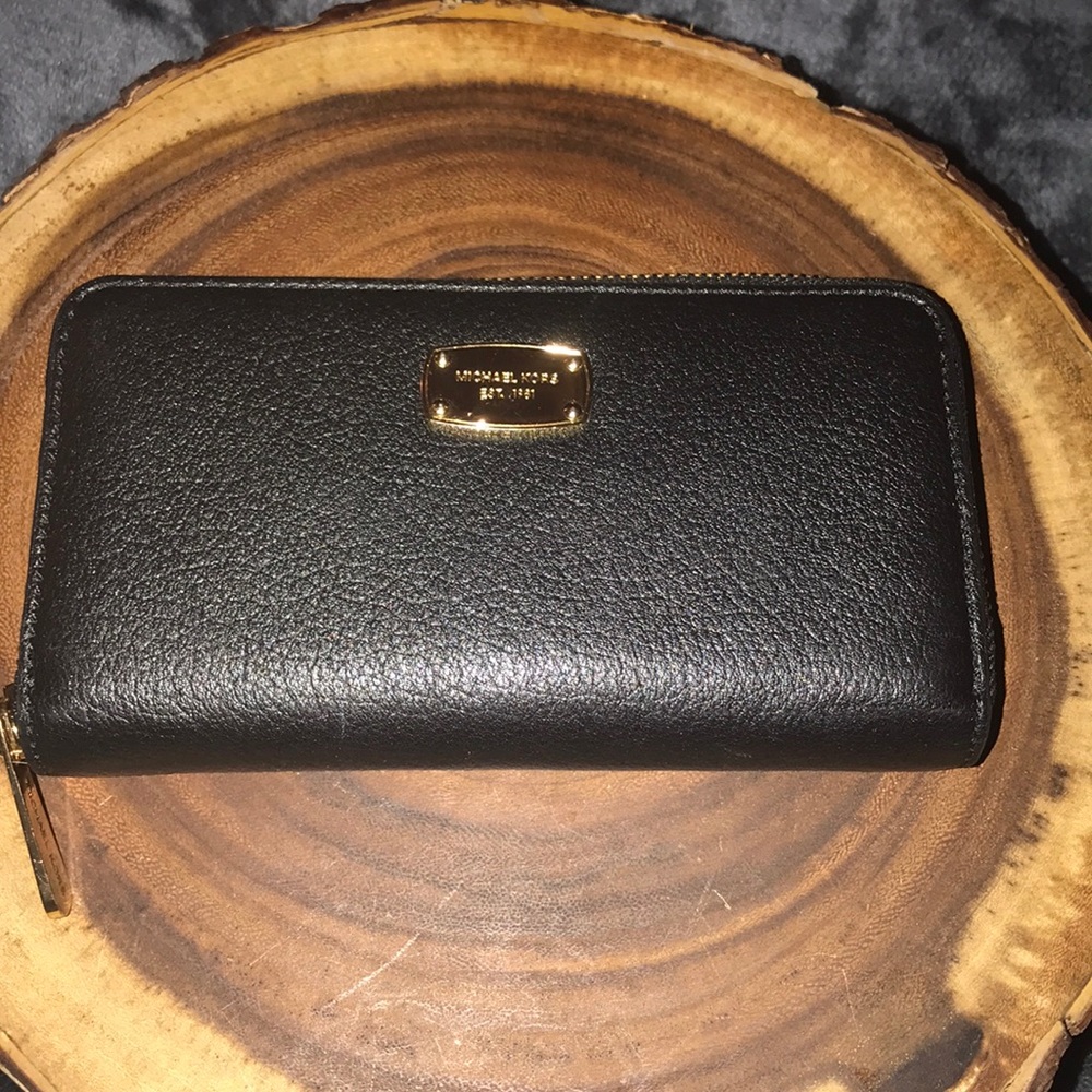 Authentic Micheal Kors Wallet